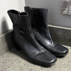 Nine West Sleek Black Ankle Boots